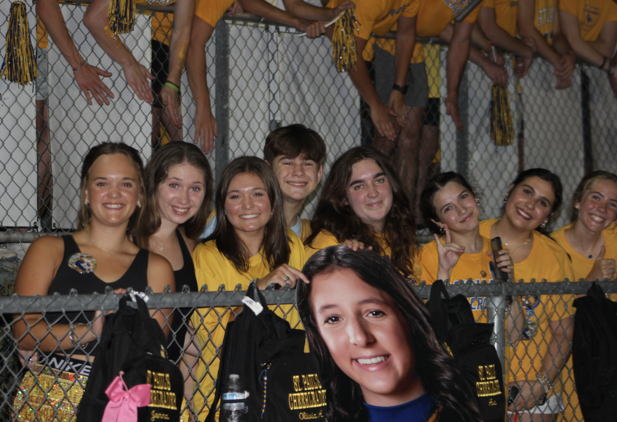 SSA and SPS students at Hunter Stadium Gold Out